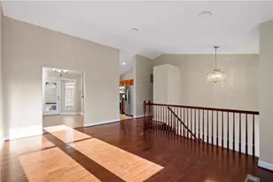 118 Vista Dr, Cecil, PA 15317 - Photo 4