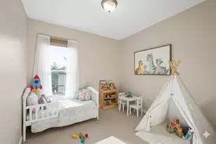 118 Vista Dr, Cecil, PA 15317 - Photo 16