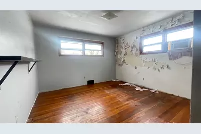 880 Wheatland Rd, Shenango Township, PA 16159 - Photo 12