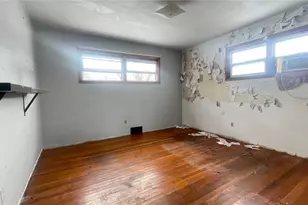 880 Wheatland Rd, Shenango Township, PA 16159 - Photo 12