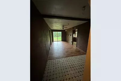 880 Wheatland Rd, Shenango Township, PA 16159 - Photo 8