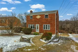 3091 Woodridge Dr, Pittsburgh, PA 15227 - Photo 6