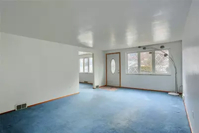 3091 Woodridge Dr, Pittsburgh, PA 15227 - Photo 10