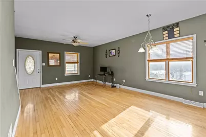 304 Reed St, Jeannette, PA 15644 - Photo 12