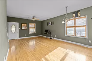 304 Reed St, Jeannette, PA 15644 - Photo 12