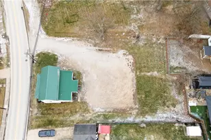 312 S Vine St, Carmichaels-Cumberland, PA 15320 - Photo 24