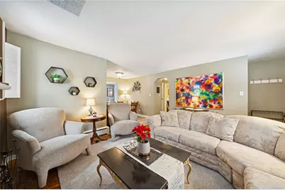 31 Locust Ln, Pittsburgh, PA 15241 - Photo 4