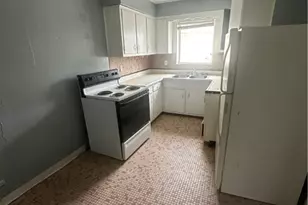 1900 Kenneth Ave, Arnold, PA 15068 - Photo 2