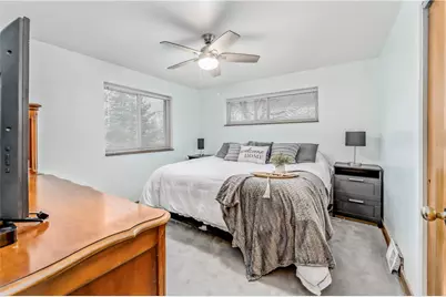 547 Lucia Dr, Wilkins Township, PA 15221 - Photo 14