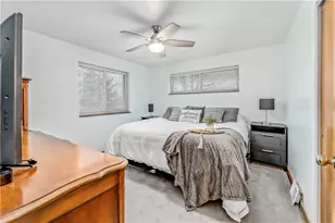 547 Lucia Dr, Wilkins Township, PA 15221 - Photo 14