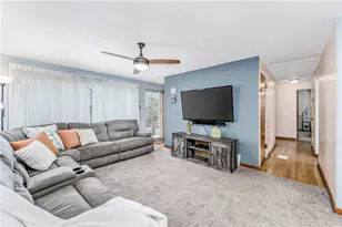 547 Lucia Dr, Wilkins Township, PA 15221 - Photo 2