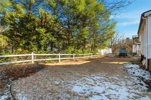 701 Bank St, Bridgeville, PA 15017 - Photo 38