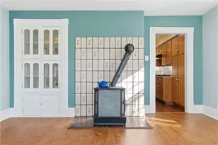 701 Bank St, Bridgeville, PA 15017 - Photo 18