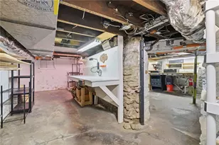 701 Bank St, Bridgeville, PA 15017 - Photo 36