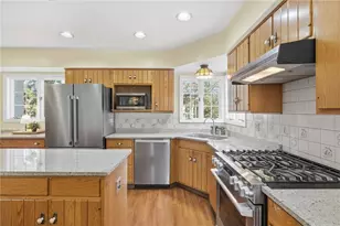 701 Bank St, Bridgeville, PA 15017 - Photo 24