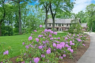 918 W Waldheim Rd, Pittsburgh, PA 15215 - Photo 2