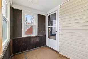 6709 Monroe Ave, West Mifflin, PA 15122 - Photo 4