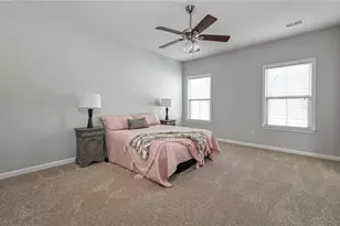 412 Fairmont Dr, Marshall, PA 15090 - Photo 16