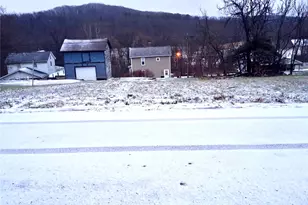 124 Academy Ln, Mount Pleasant Township, PA 15685 - Photo 1