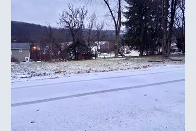 124 Academy Lane, Mount Pleasant Township, PA 15685 - Photo 2