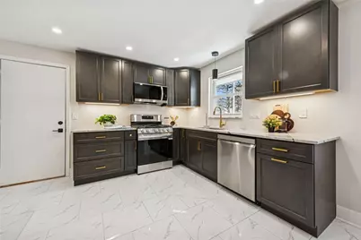 490 Old Clairton Rd, Jefferson Hills, PA 15236 - Photo 10