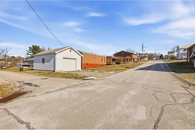 401 Jennings Ave, Scottdale, PA 15683 - Photo 2