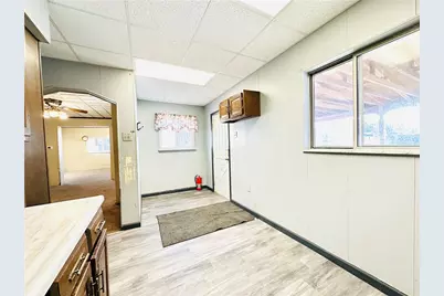 17 Arnold St, Pittsburgh, PA 15205 - Photo 2