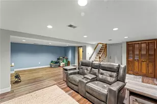 651 Alpine Dr, Canonsburg, PA 15317 - Photo 22