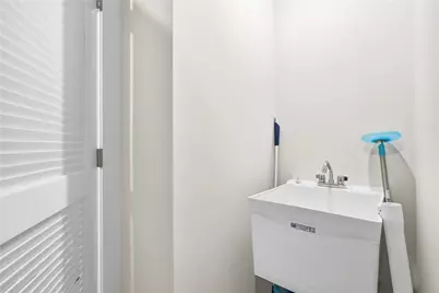 142 Olivia Dr, Center Township, PA 15061 - Photo 26