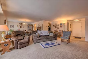 3 Alta Vita Dr, Hempfield Township, PA 15601 - Photo 8