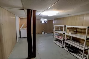 1633 Hillsdale Ave, Pittsburgh, PA 15216 - Photo 24