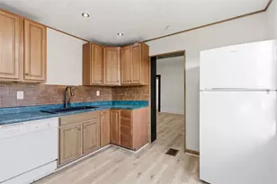 42 Cowan St, Pittsburgh, PA 15211 - Photo 6