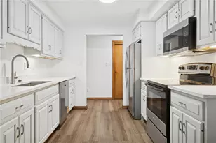 600 Lewis Ave, Jeannette, PA 15644 - Photo 10