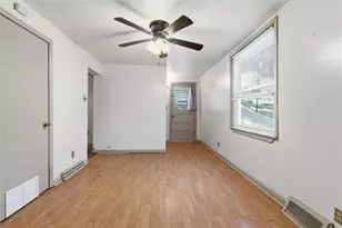 702 McKinley Ave, Vandergrift, PA 15629 - Photo 14