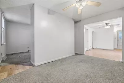 702 McKinley Ave, Vandergrift, PA 15629 - Photo 12