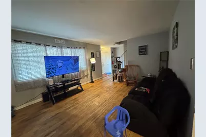 227 Thornwood Dr, Canonsburg, PA 15317 - Photo 4