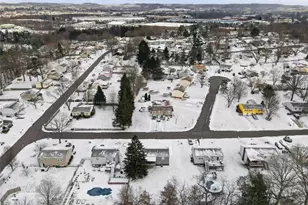 306 Fayette Dr, Cranberry Township, PA 16066 - Photo 6