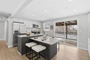 306 Fayette Dr, Cranberry Township, PA 16066 - Photo 10