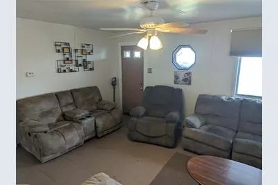 34 Main St, Clarksville, PA 15322 - Photo 10