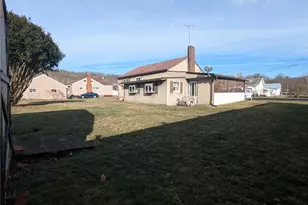 34 Main St, Clarksville, PA 15322 - Photo 14