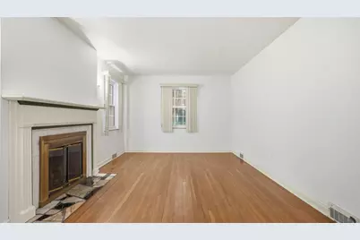 2339 Collins Rd, Pittsburgh, PA 15235 - Photo 12