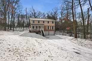 102 Bradford Park Rd, Economy, PA 15005 - Photo 6