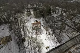 102 Bradford Park Rd, Economy, PA 15005 - Photo 2