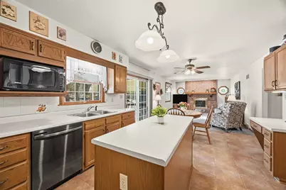 102 Bradford Park Rd, Economy, PA 15005 - Photo 16