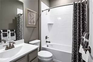 1052 Blackthorne Dr, Penn Twp, PA 15644 - Photo 8