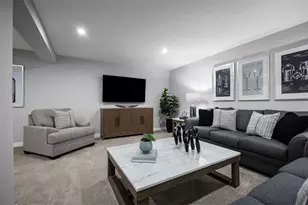 1049 Black Sands Dr, Penn Twp, PA 15644 - Photo 18