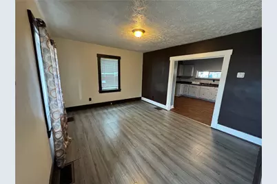 1902 Kenneth Ave, Arnold, PA 15068 - Photo 4