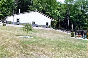 189 Josh Dr, Montgomery-Grant, PA 15742 - Photo 40