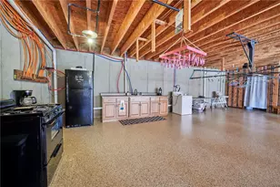 189 Josh Dr, Montgomery-Grant, PA 15742 - Photo 34