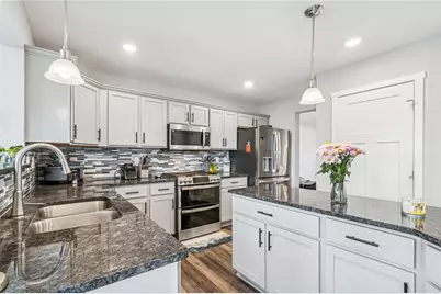 222 Victoria Dr, Pittsburgh, PA 15239 - Photo 18